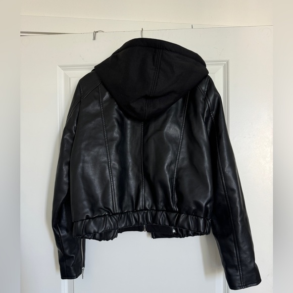 BLANKNYC Faux Leather Bomber Jacket with Removable Hood in Bankroller Size L - Picture 9 of 15